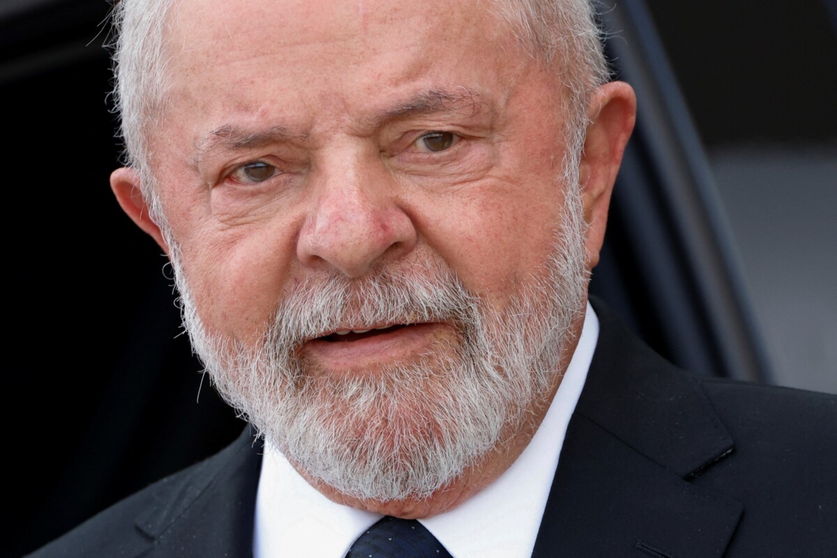 Lula participa de evento